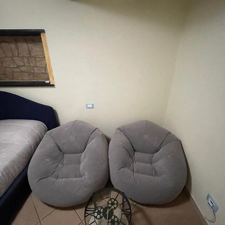 Bilocale Arredato Sestri Ponente Apartamento Génova Exterior foto