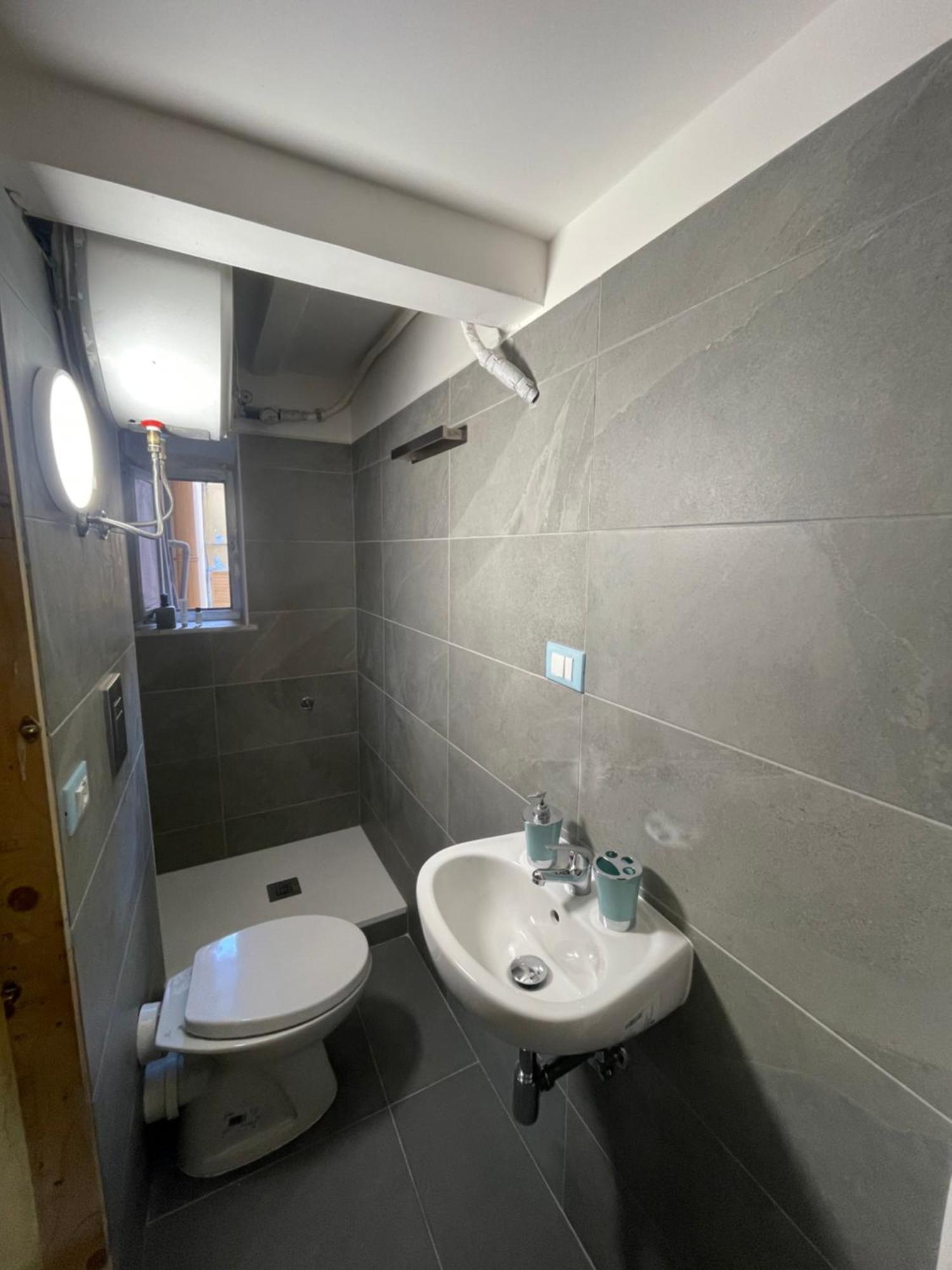 Bilocale Arredato Sestri Ponente Apartamento Génova Exterior foto